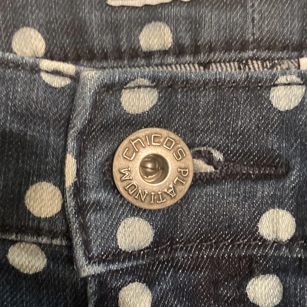 Chico's Platinum Denim Polka Dot Jeans Size 2 (12) - Picture 8 of 13